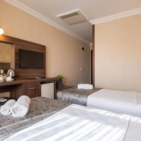 Ma Otel *