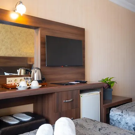 Ma Otel *