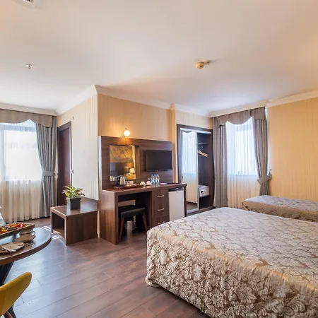 Ma Otel *