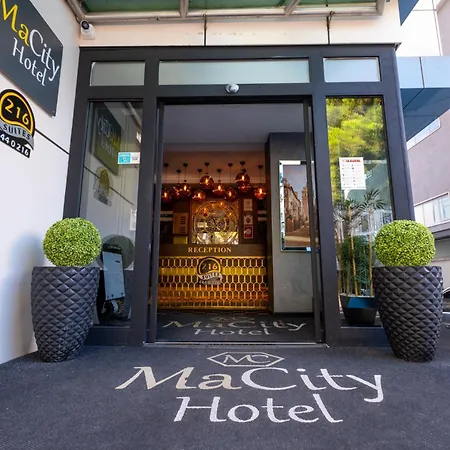 216 Macity Hotel *